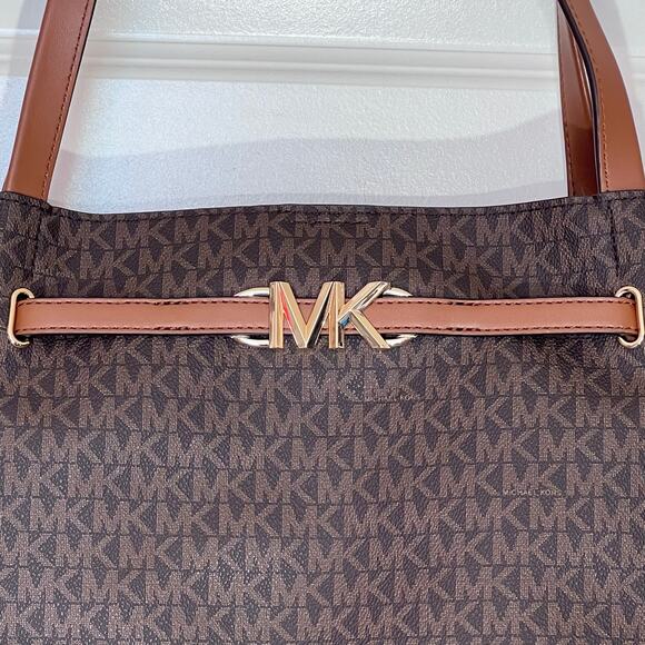 Michael Kors Reed MK Signature Large Belted Shoulder Tote Bag, NWT - Picture 3 of 10